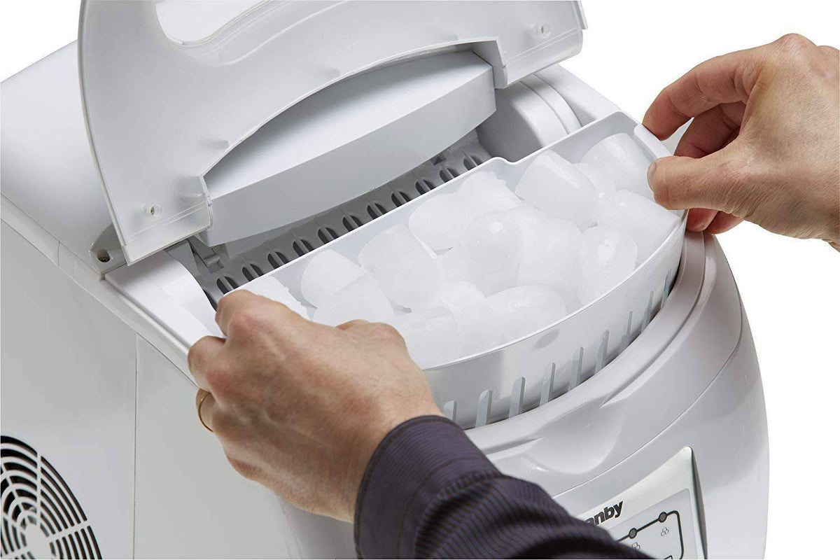 White Ice Cube Maker X5513