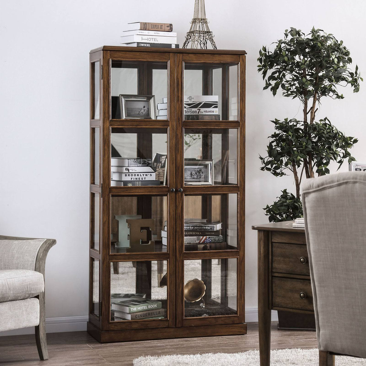 Oak Curio Cabinet Q878376