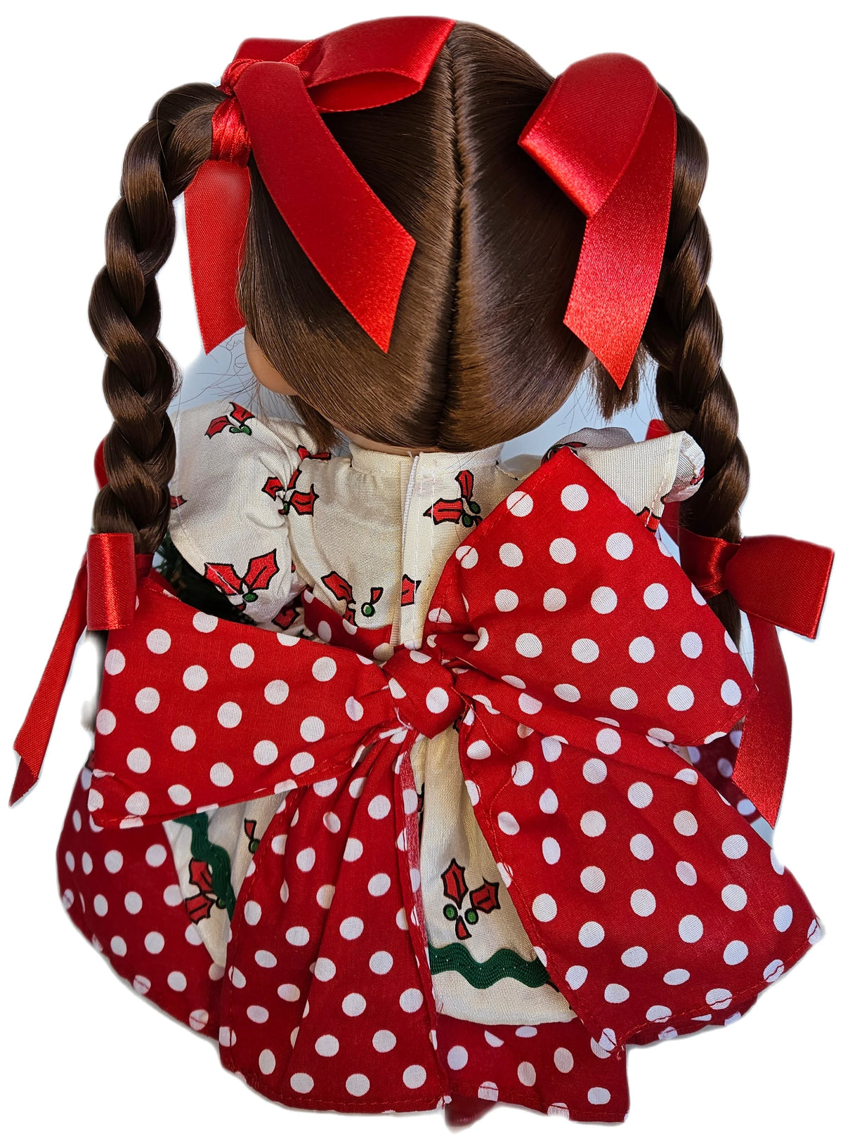 Brunette Doll R9515