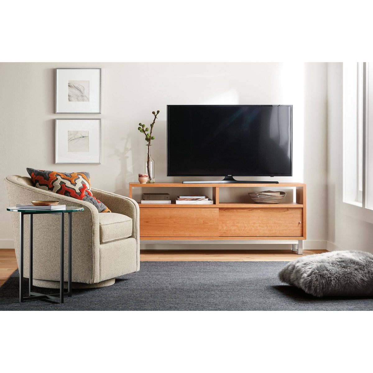 Modern Classic Round End Table with Recycled Natural Steel and Satin Etched Tempered Glass Top X8037