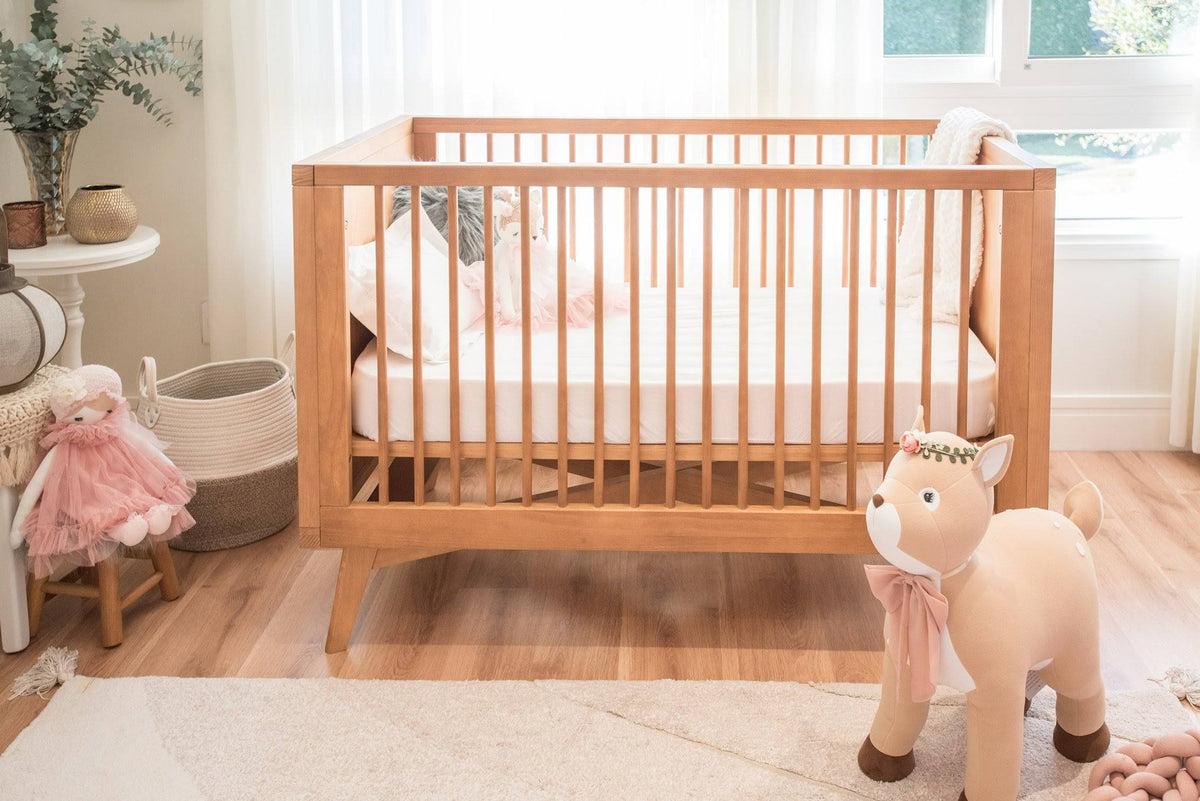 Natural Washed Convertible Crib R75999