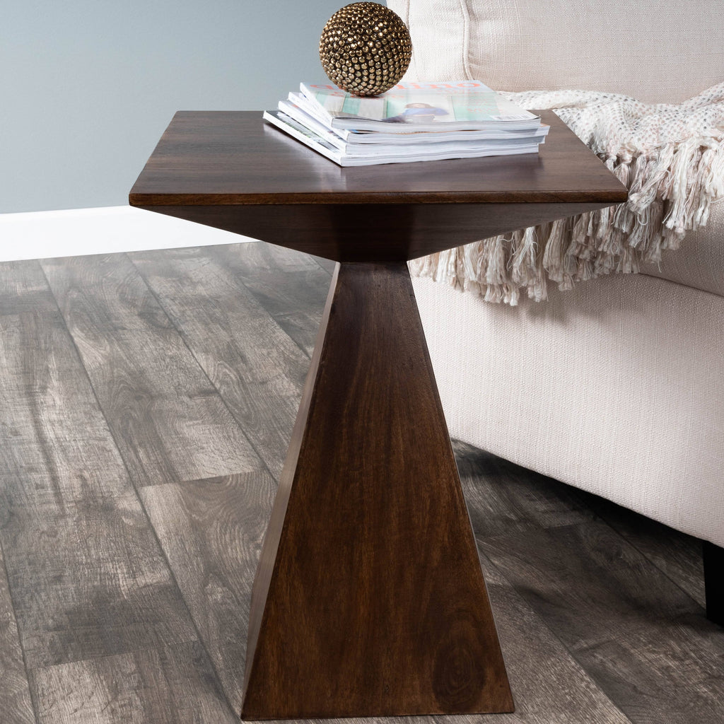 Brown Wood End Table L4102