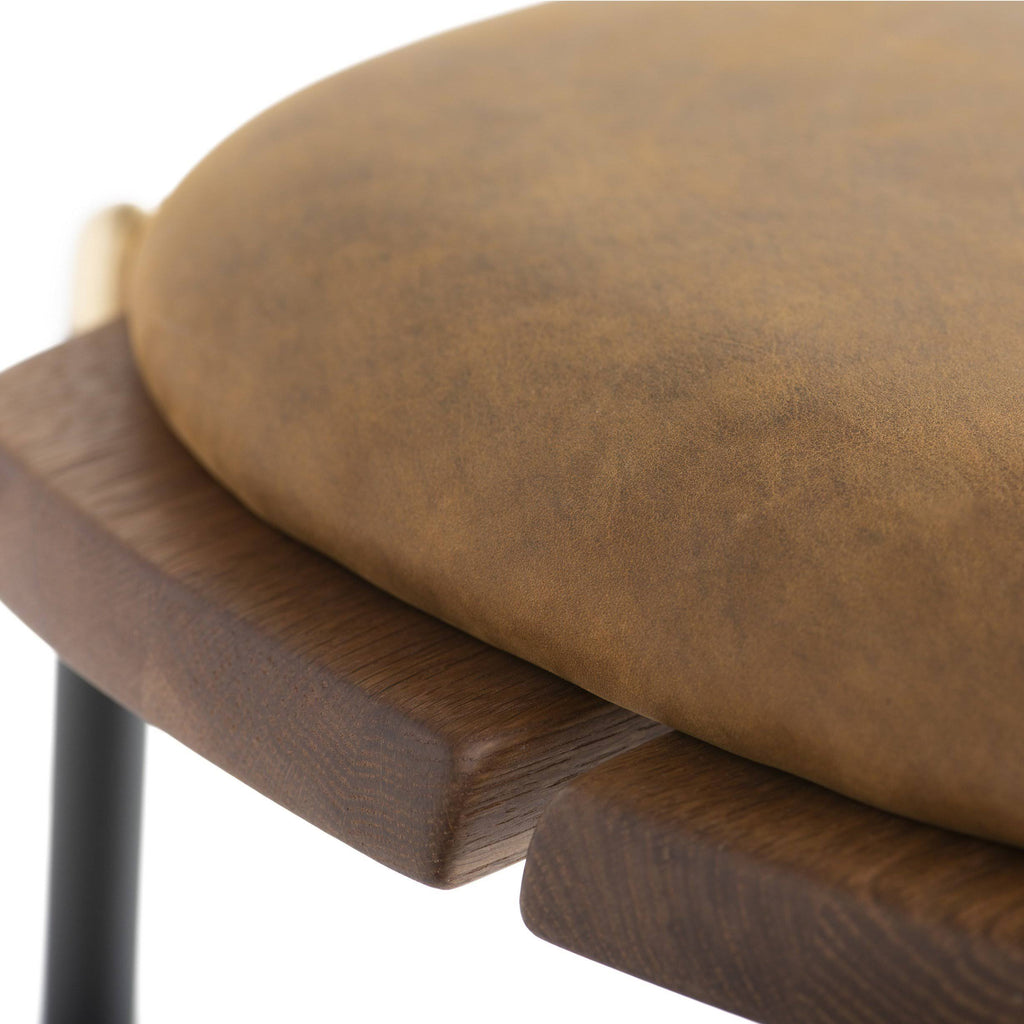 Kink Bar Stool H9483
