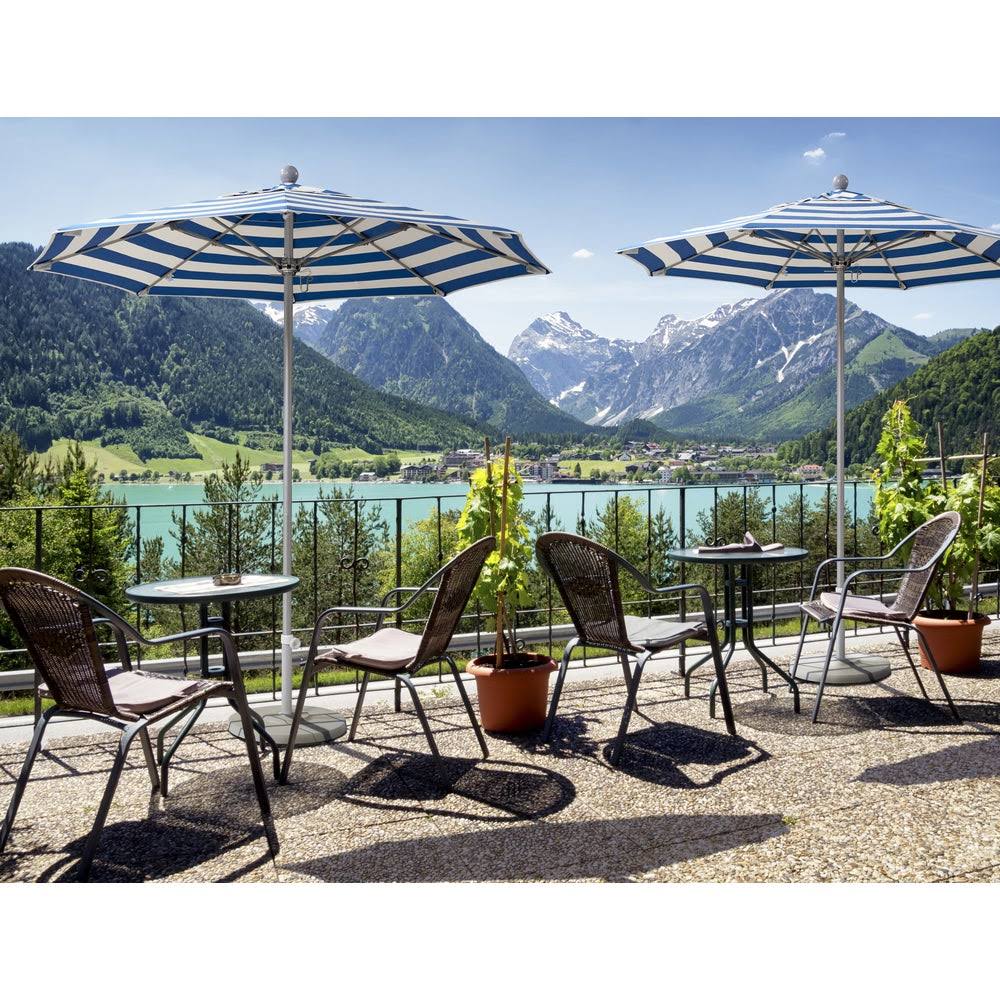 7.5& Market Umbrella with Sunbrella Fabric Q383820
