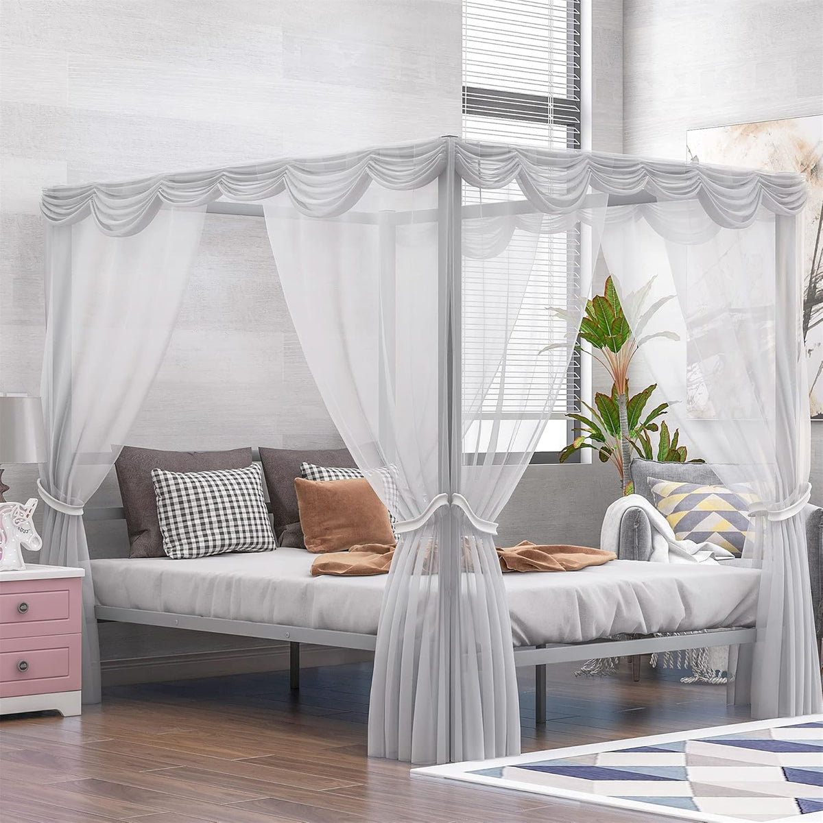 Queen Size Metal Canopy Bed with Headboard K62547