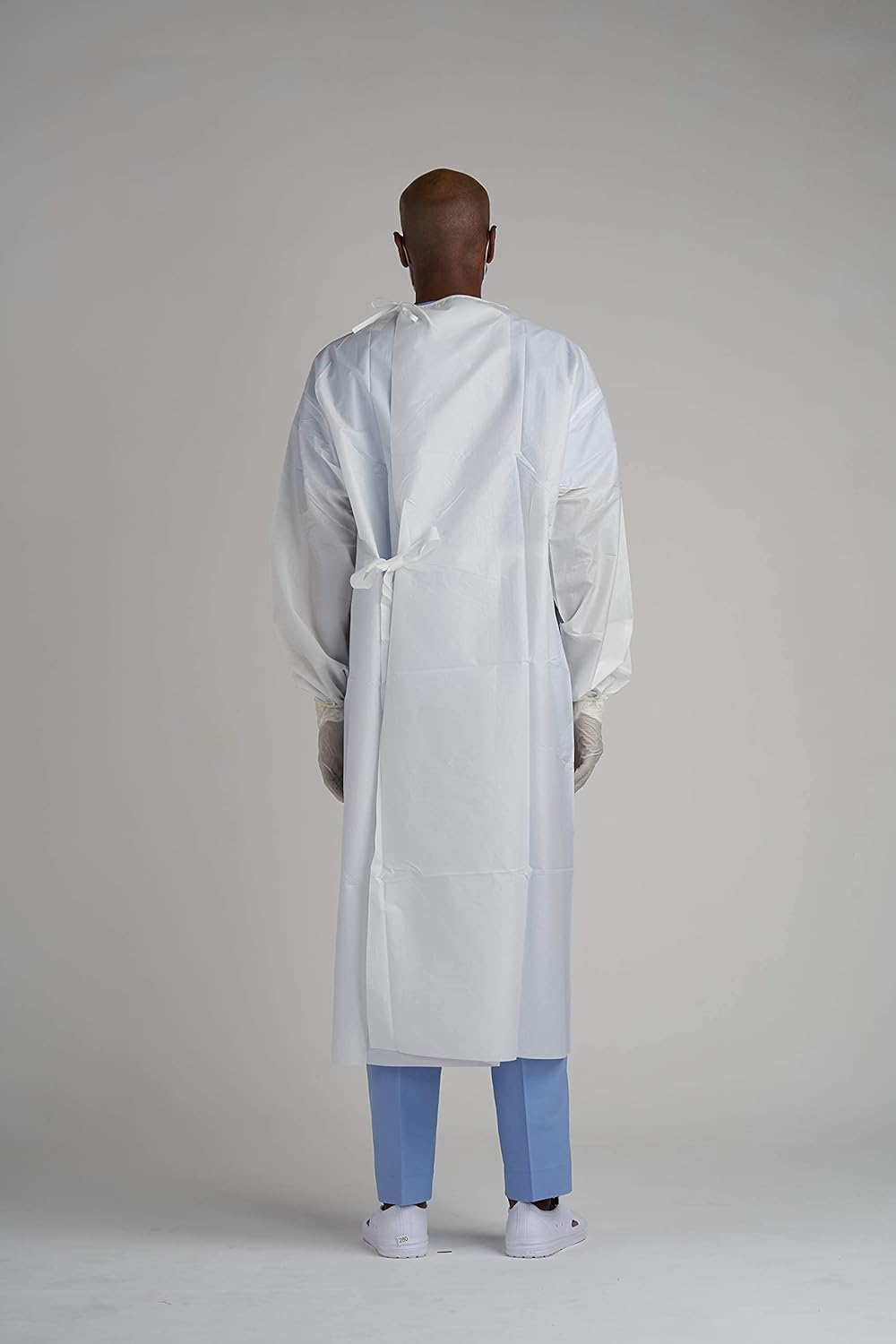 White Washable Reusable Isolation Gowns (Large) Q772358