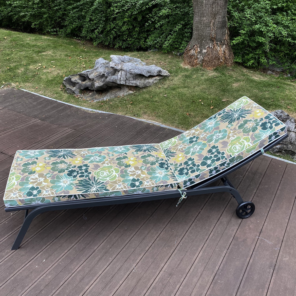 Blue flower Outdoor Lounge Chair Cushion Set of 2 A3641