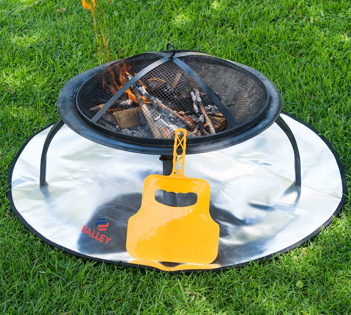 Fireproof Heat Resistant Round Portable Folding Fire Pit Mat Protector Pack of 2 R894970
