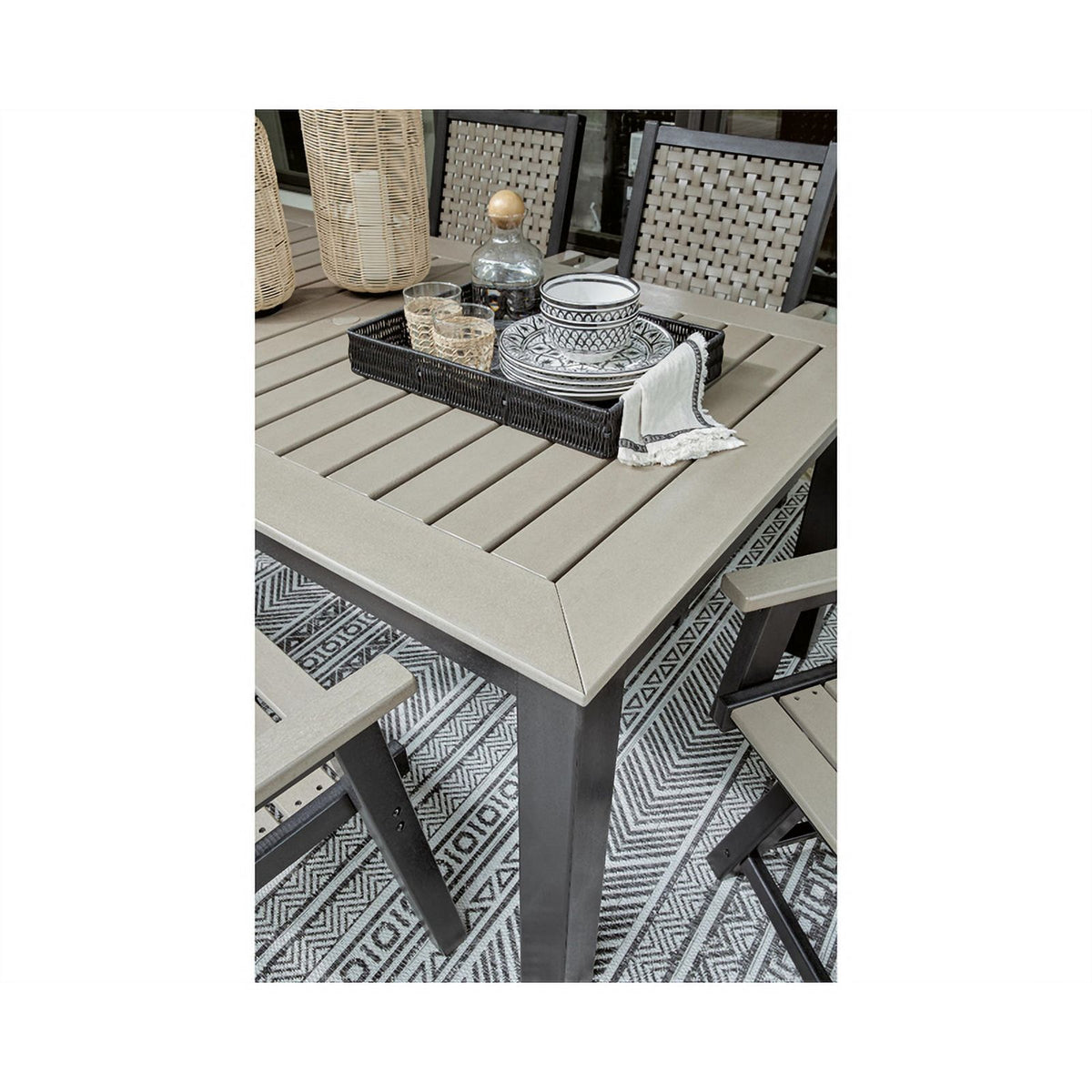 Black Plastic Outdoor Dining Table B8633