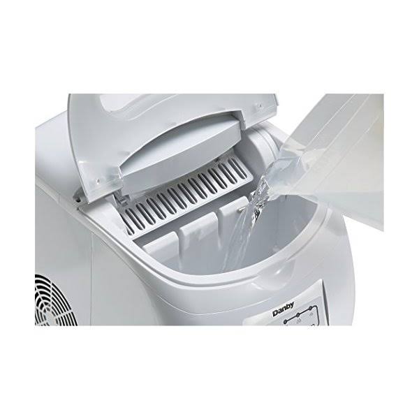 White Ice Cube Maker X5513