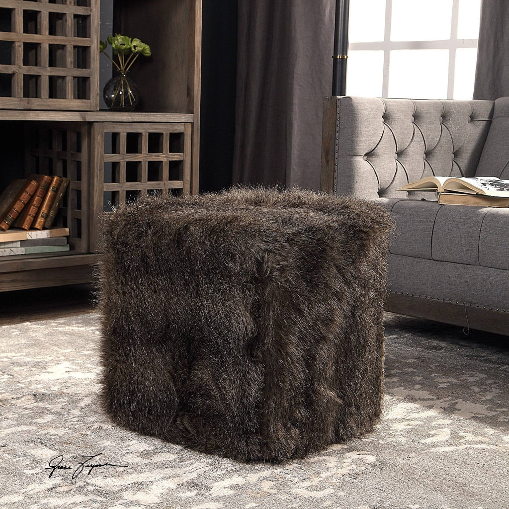 Fur Ottoman D8030