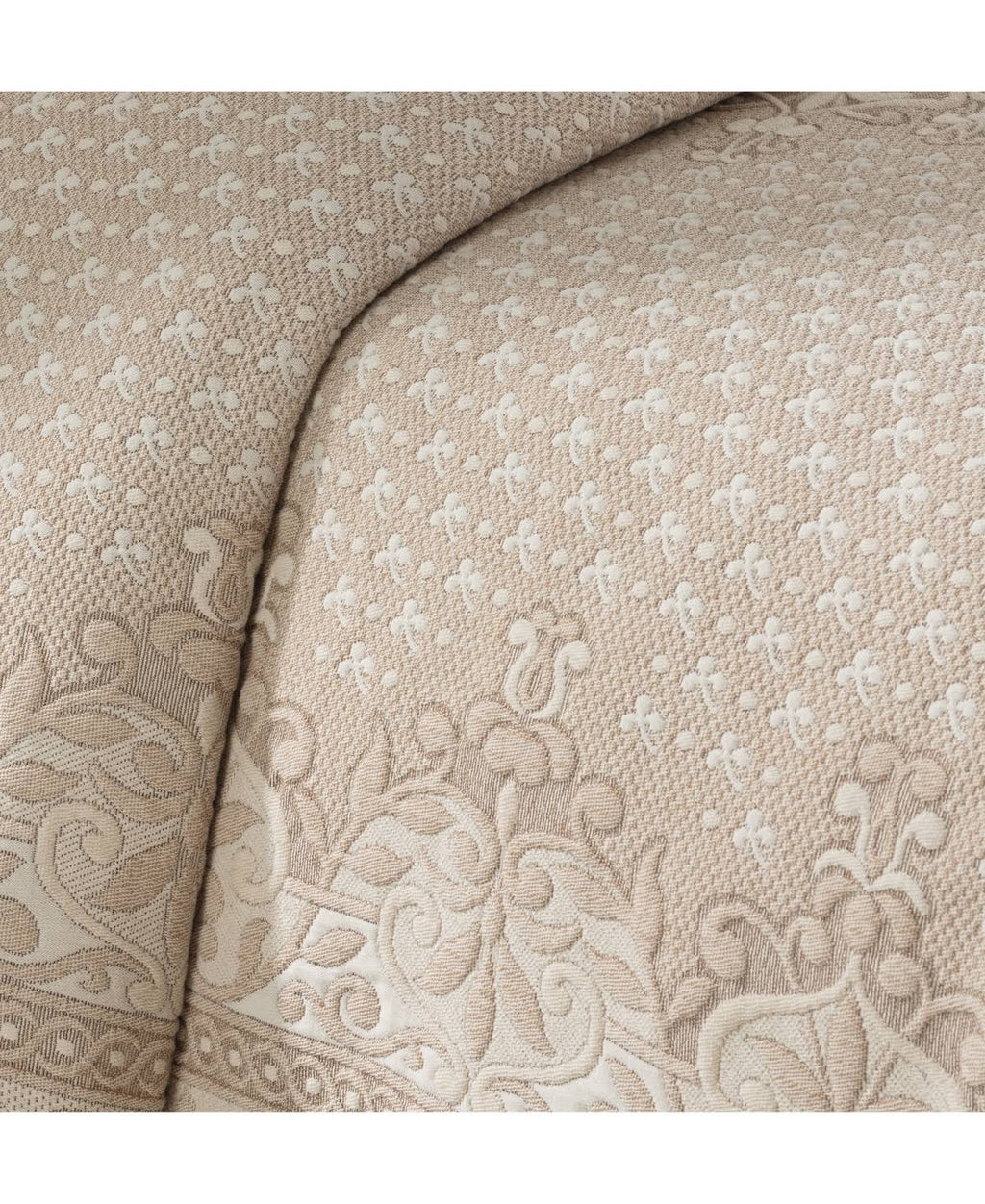Linen Coverlet E561729