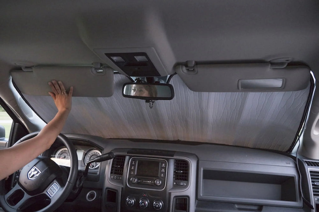 Custom Fit Windshield Sunshade X27567